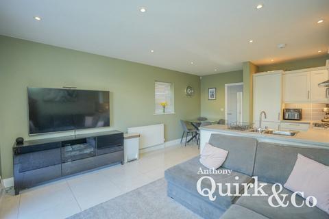 3 bedroom link detached house for sale, Corona Road, Canvey Island, SS8