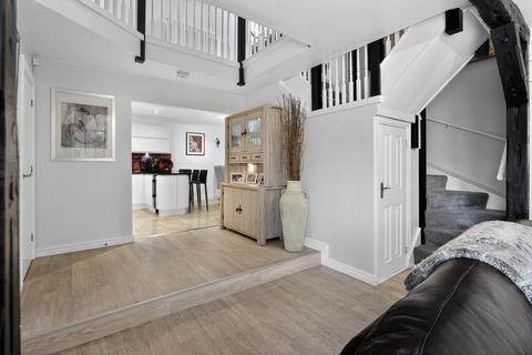 undefined, Old Barn Lane, Willaston, CH64