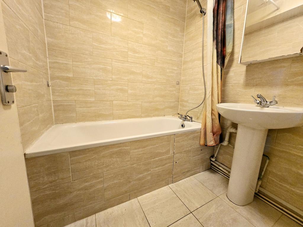 Listing 800139 0010 8017c95e