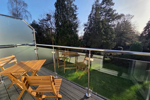 2 bedroom apartment for sale, Portarlington Road, WESTBOURNE, BH4