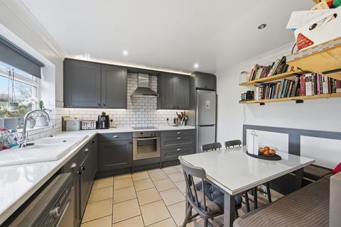 3 bedroom terraced house for sale, Drings Close, Over, CB24