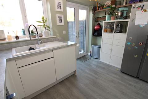3 bedroom semi-detached house for sale, Pethick Road, Wick, Littlehampton