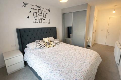 undefined, Selbourne Avenue, Greater London TW3