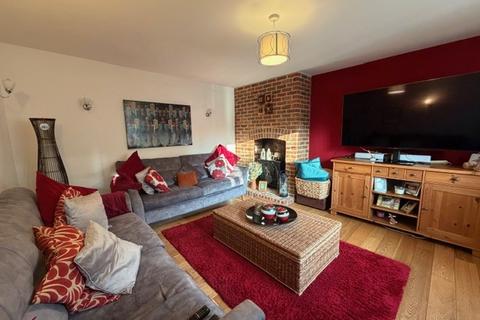 undefined, 42a Castle Way, Leybourne