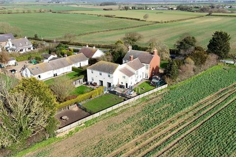 5 bedroom semi-detached house for sale, New Ellerby, Hull