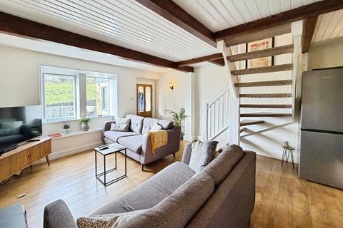 undefined, Providence Lane, Oakworth, Keighley, BD22 7QY