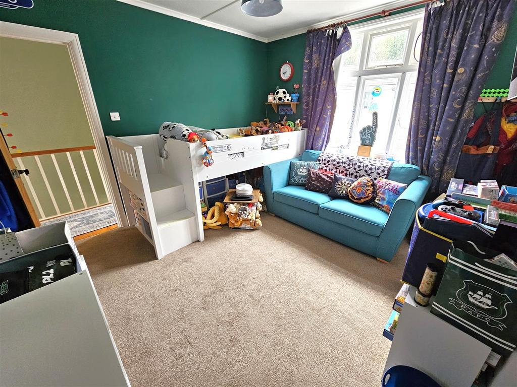 Bedroom 2.jpg