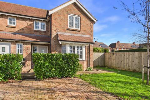 undefined, Long Furlong, Worthing BN13