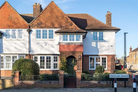 3 bedroom end of terrace house for sale, Cricklade Avenue, London, SW2