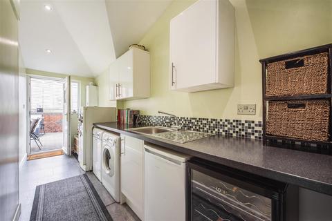 4 bedroom house for sale, Willow Grove, Andover