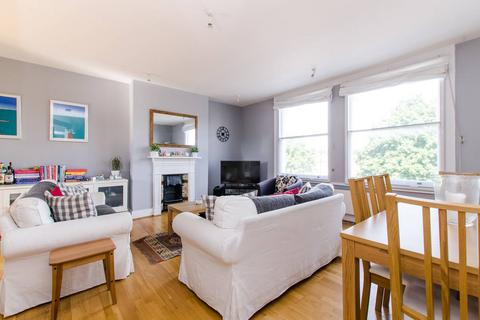2 bedroom flat for sale, Balham High Road, Tooting Bec, London, SW17