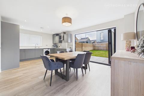 4 bedroom detached house for sale, Portholme Place, Cambridgeshire PE29