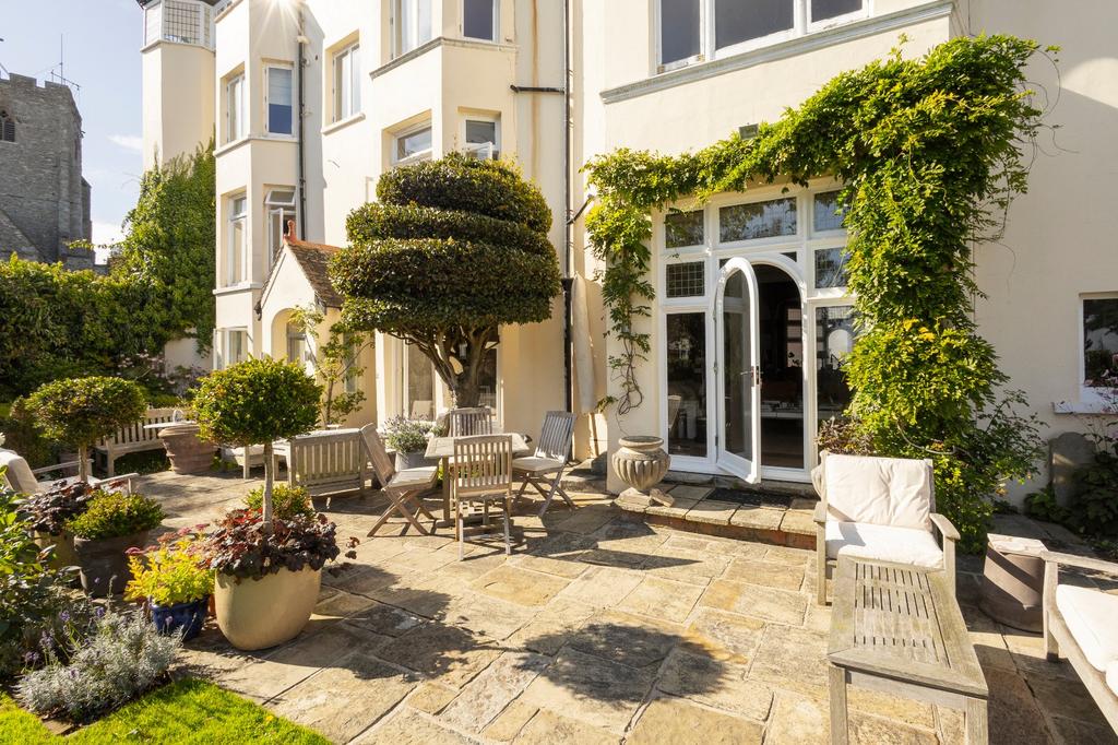 Private Garden