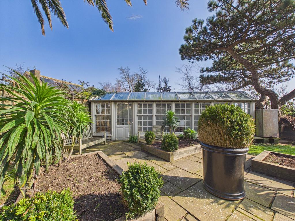Private Garden