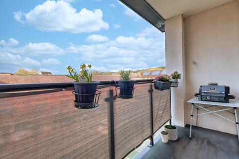 1 bedroom apartment for sale, Warbler Way, Buckinghamshire HP12