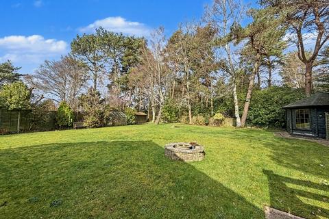 4 bedroom detached bungalow for sale, Sandford
