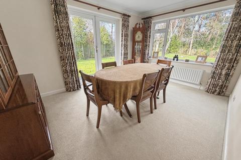 4 bedroom detached bungalow for sale, Sandford