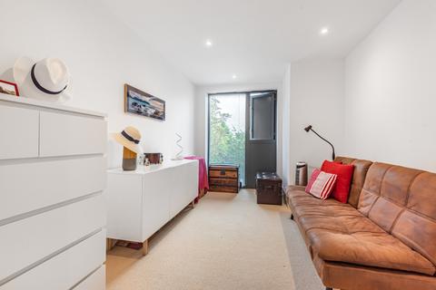 2 bedroom flat to rent, Mercier Road, Putney, London, SW15