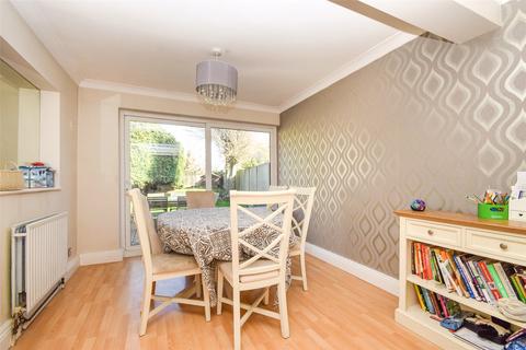 undefined, Ives Close, Hampshire GU46