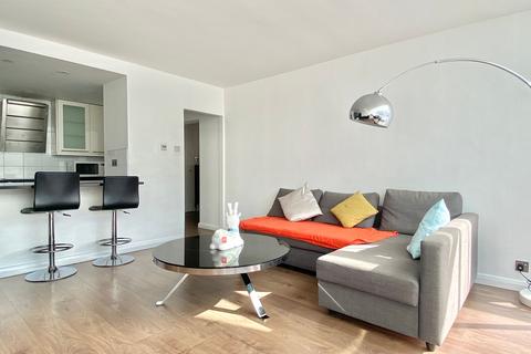 undefined, O'Donnell Court, Brunswick Centre, London, England, WC1N 1NZ
