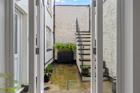 undefined, Portland Street, Leamington Spa