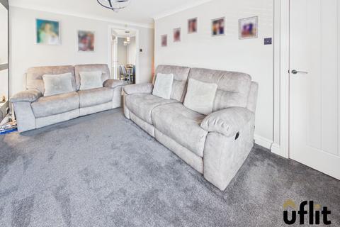 3 bedroom semi-detached house for sale, Lyncroft Close, Brinsworth, Rotherham