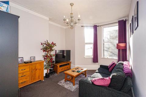 1 bedroom flat for sale, London Road, St. Leonards-On-Sea