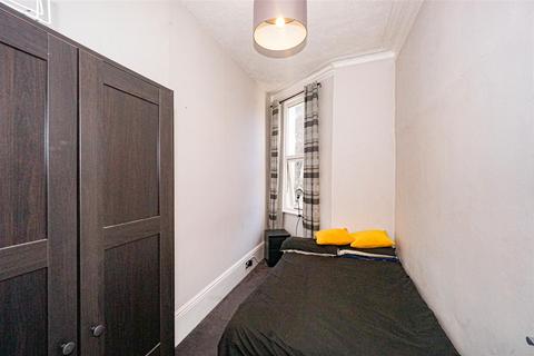1 bedroom flat for sale, London Road, St. Leonards-On-Sea