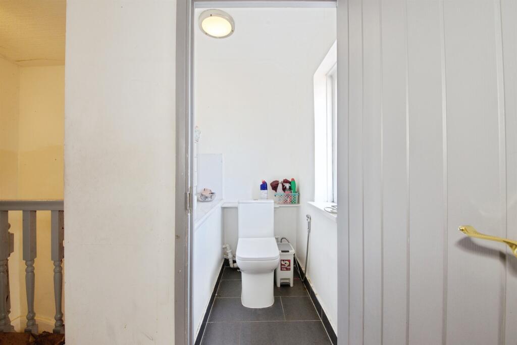 Wc.jpeg