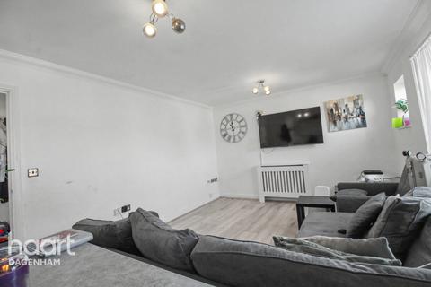 2 bedroom apartment to rent, St Mark's Place, DAGENHAM