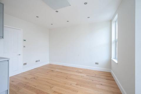 undefined, Merton Road, South Wimbledon, London, SW19
