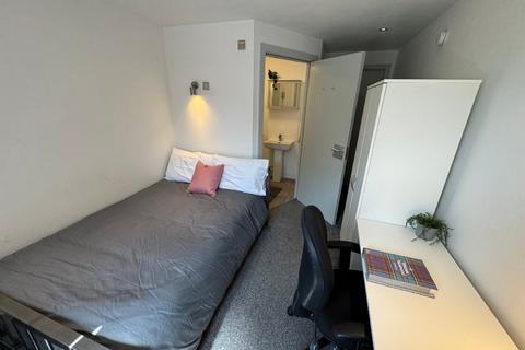 undefined, (Room) Middle Street, Beeston NG9