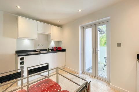 3 bedroom apartment for sale, Wallingford Street, Wantage