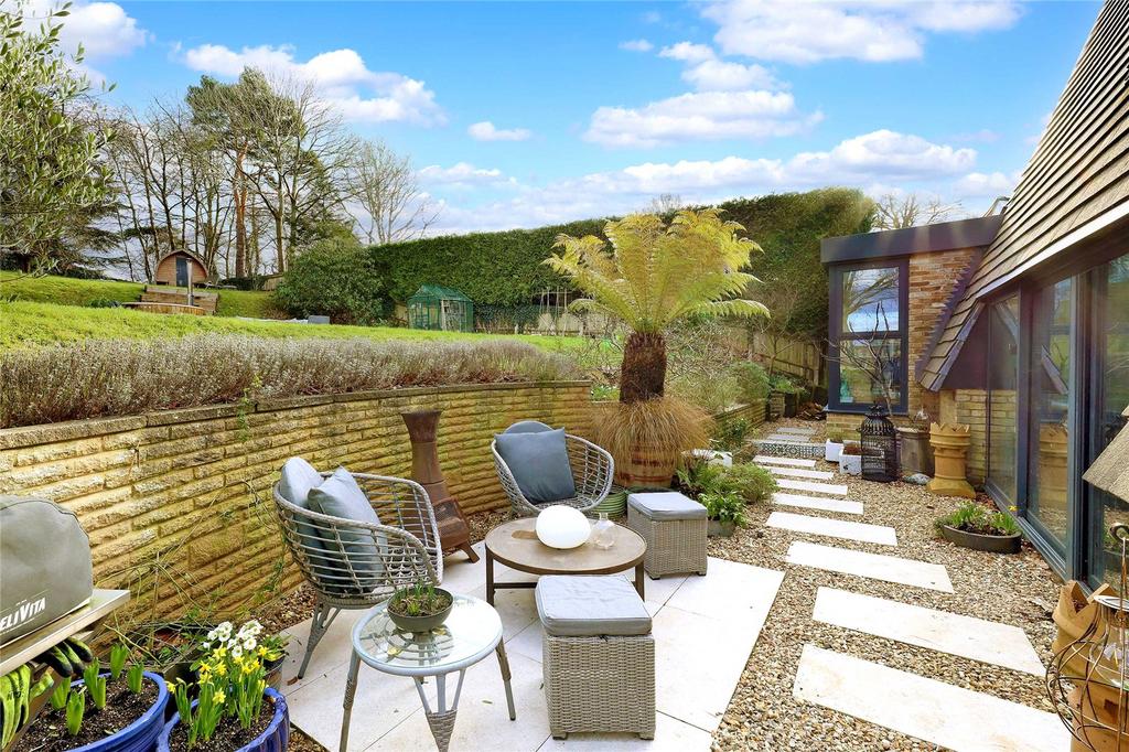 Garden &amp; Terrace