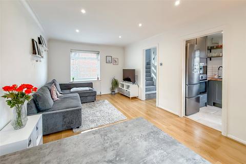 2 bedroom end of terrace house for sale, Wilstone Drive, St. Albans, Hertfordshire, AL4