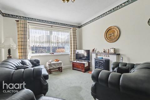 2 bedroom detached bungalow for sale, Deal Close, Clacton-On-Sea
