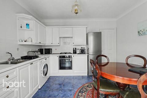 2 bedroom detached bungalow for sale, Deal Close, Clacton-On-Sea