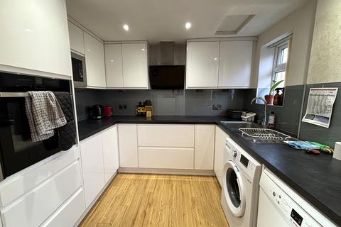 3 bedroom terraced house for sale, Gwenbury Avenue, Offerton