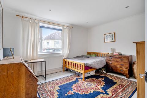2 bedroom terraced house for sale, Hanham Road, Gloucestershire BS15