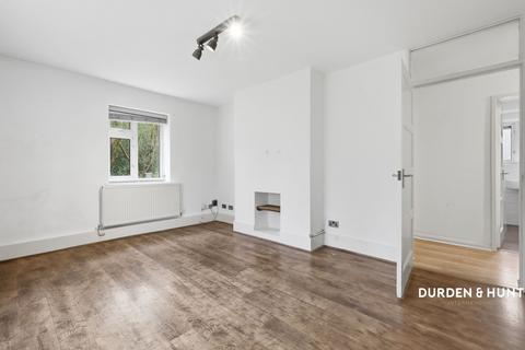 2 bedroom apartment for sale, Snaresbrook Road, London E11