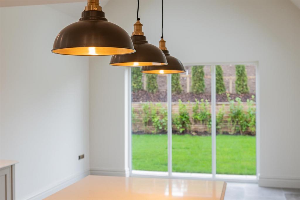 6 Cantle Grove-32.jpg