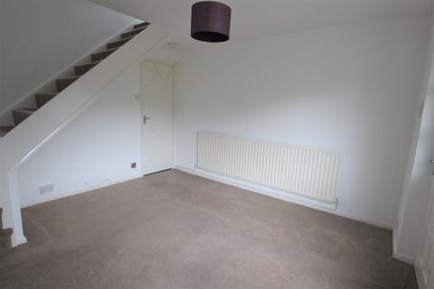 2 bedroom semi-detached house to rent, Donnington Close, Redditch, B98 8QE