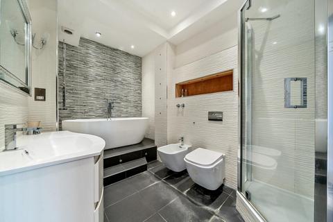 3 bedroom flat for sale, Porchester Gate, Bayswater, London, W2