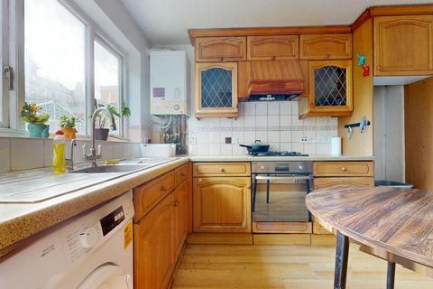 undefined, Regal Close, London, Greater London, E1