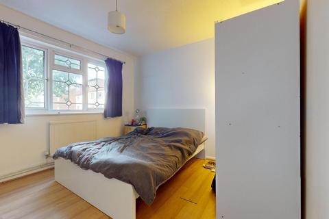 undefined, Regal Close, London, Greater London, E1