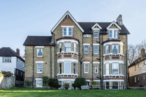 2 bedroom flat for sale, Bromley Road, Beckenham, BR3