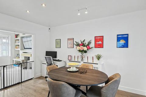 3 bedroom detached house for sale, Playfields Drive, Branksome