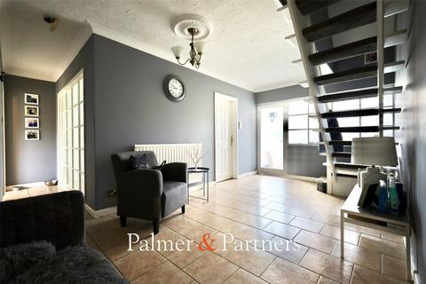 5 bedroom detached house for sale, Aylesbury Drive, Holland-on-Sea, Clacton-on-Sea, Essex, CO15