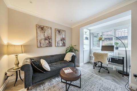 undefined, Camberley,  Surrey,  GU15