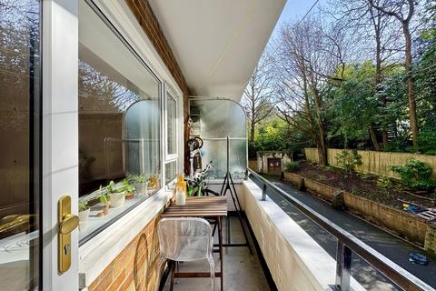 2 bedroom apartment for sale, St Valerie Road, Meyrick Park, Bournemouth, BH2
